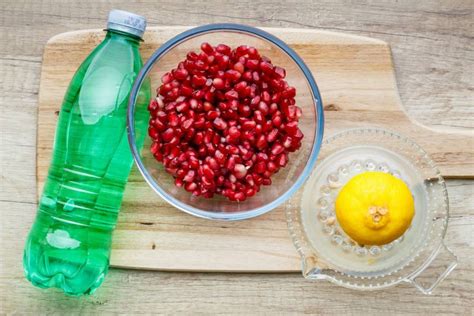 Sparkling Pomegranate Juice Drink to Reduce Inflammation - Healthy ...