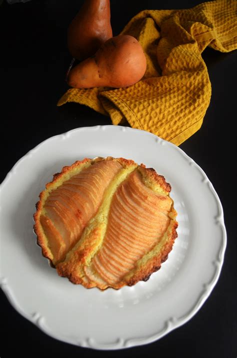 Video Crustless Pear Almond Frangipane Tart For Two