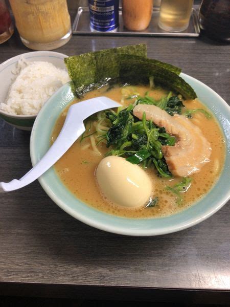 『醤油ラーメン』横浜家系ラーメン 壱蔵家のレビュー ラーメンデータベース