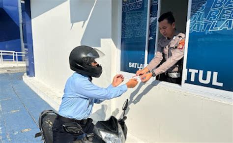 Layanan Perpanjang SIM Drive Thru Di Bantul Cuma Butuh 5 Menit Tak