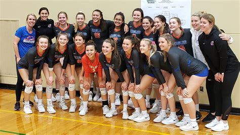 Graham Kapowsin Wins 4a Spsl Volleyball Tournament Title Tacoma News