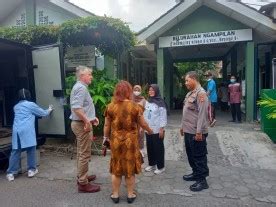 kelurahan ngampilan rontgen gratis  puskesmas ngampilan