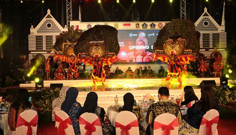 Surabaya Cross Culture International Folk Art Festival Sijori Id