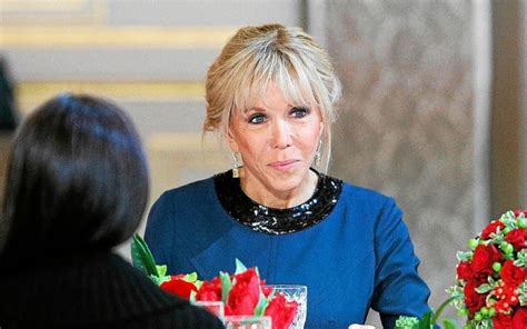 Brigitte Macron Assigne En Justice Deux Femmes Ayant Propag Des