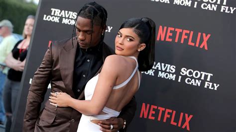 Kylie Jenner Strips Down For A NSFW Nude Playboy Pic With Boyfriend