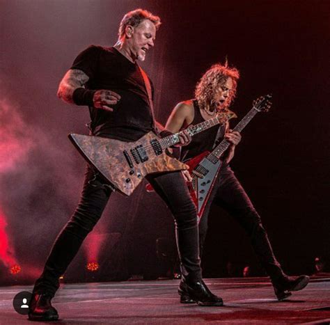 James Hetfield And Kirk Hammett Of Metallica Robert Trujillo Cliff