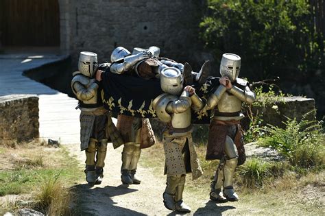 Chevaliers De La Table Ronde Puy Du Fou Puystory