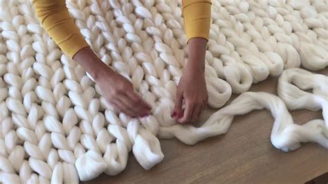 DIY Tutoriel Tricoter Une Couverture XXL Avec Les Mains En Laine