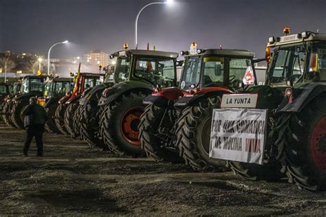 Los Agricultores Toman Las Calles De Madrid Contra Una PAC Que Lleva A