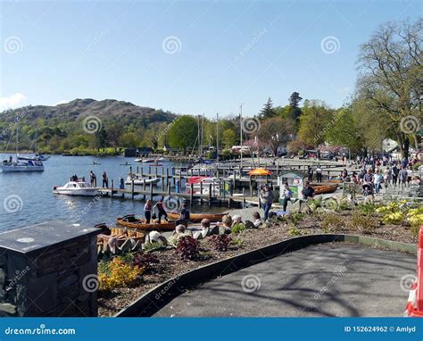 Crowd Relaxing at Ambleside, Lake District Editorial Photography ...