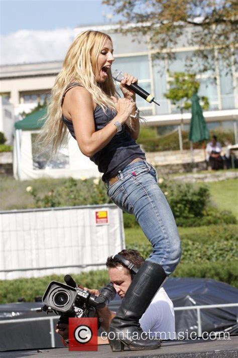 Loona - JungleKey.de Bilder