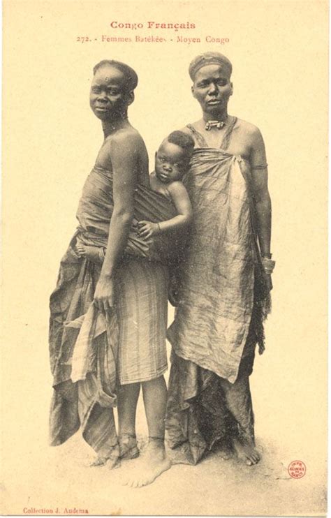 Translated caption reads: ''French Congo. Batékées women - Middle Congo ...