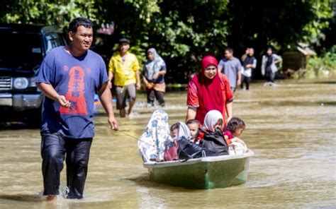 Mangsa Banjir Di Kelantan Terengganu Terus Meningkat Free Malaysia