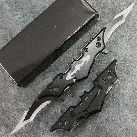 Batman Pocket Knife | Twin Blade Batarang | GROOT GADGETS