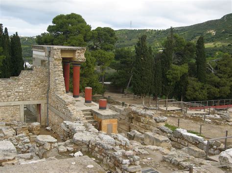 Knossos Palace reconstruction 2 Minoan Crete | Archeologie