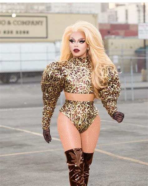 38 Likes 1 Comments Farrah Moan Is Amazing Iconic Rpdr Fanpage On