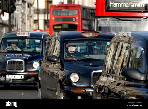 Busy London Traffic Taxis Hi Res Stock Photography And Images Alamy