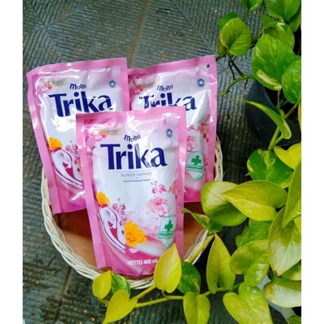 Jual Molto Trika Pelicin Dan Pewangi Pakaian Flower Shower 400 Ml