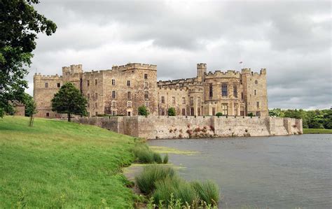 8 Unmissable Durham Castles - Britain's Castles