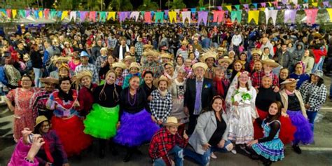 Tradicionais Festas Juninas E Julinas Acontecem Na Cidade De Santana De