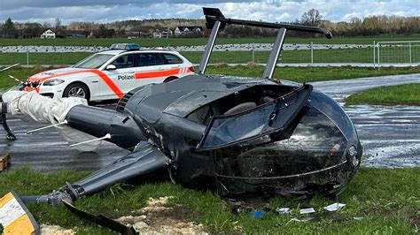 Helikopter Absturz in Sitterdorf Pilotin 30 verunglückt mit drei