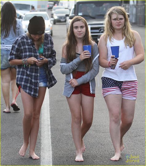 Full Sized Photo Of Noah Cyrus 4th Of July Bikini 05 Noah Cyrus