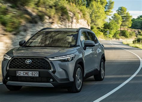 Toyota Corolla Cross Bagaj Hacmi Ve Di Er L Ler Hybrid