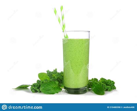 Smoothie Verde Con Col Rizada Y Espinacas Aisladas Sobre Fondo Blanco