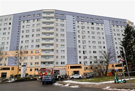 Gro Einsatz Der Feuerwehr Brand In Hochhaus In Chemnitz