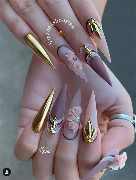 30 Acrylic Stiletto Nails Designs Art You Deserve In Autumn 2020 Lily Fashion Style