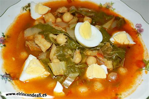 Potaje De Garbanzos Con Acelgas Y Bacalao