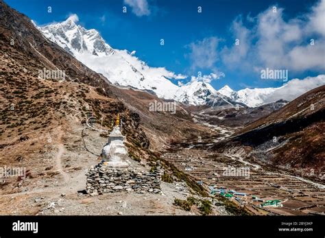 Nepal Island Peak Trek Looking Up The Imja Khola Valley Towards The