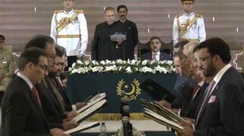 Federal Caretaker Cabinet Officially Takes Oath