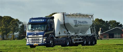 NL Zwaagstra Beton Producten Volvo FM04 GL BonsaiTruck Flickr