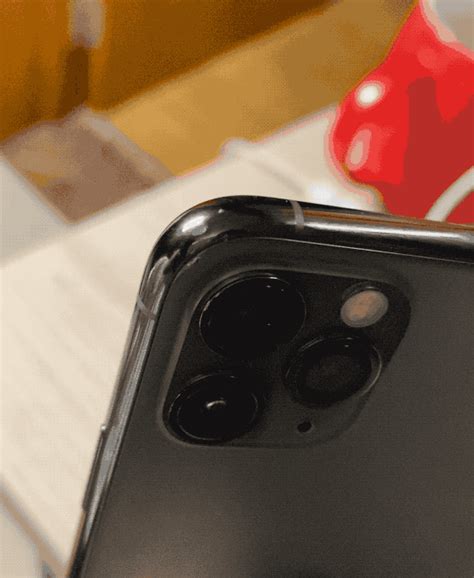 Iphone 11 Pro Max 虐機測試，驚呆了 每日頭條