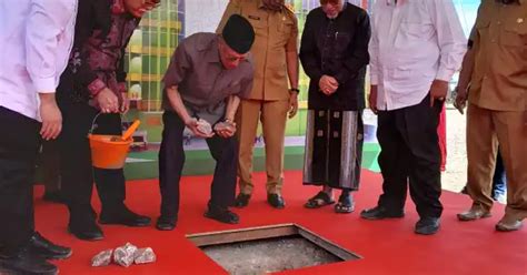 Pj Gubernur Dan Wali Naggroe Letakkan Batu Pertama Pembangunan Rumah