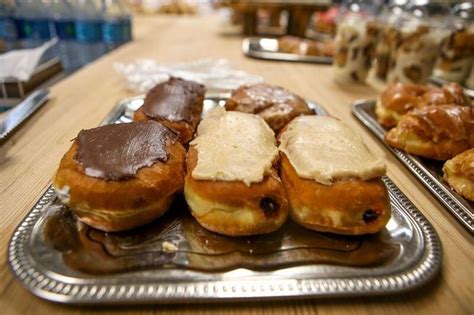 A Closer Look At Our 30 Finalists For Michigans Best Doughnut