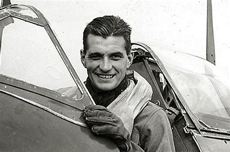 Raf Ace អនុសេនាធិការអាកាស Johnnie Johnson