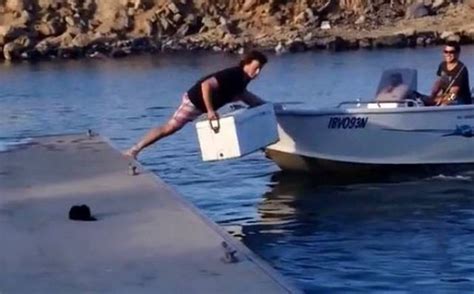 Fishing Fails And Funny Pictures 27 Pics