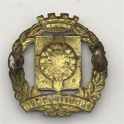 Canadian ‘legion Of Frontiersmen Cap Badge Keepsakes