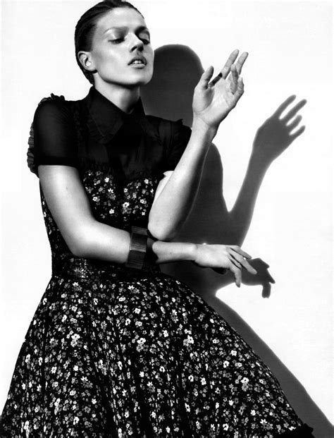 Tout Baigne!: "Flamenco School" Masha Novoselova by Miguel Reveriego