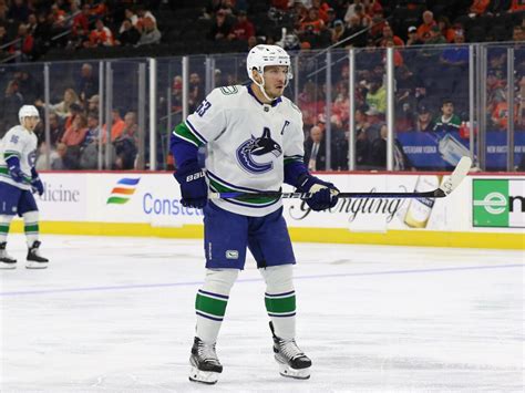 Canucks vs. Islanders: 5 Lessons From the Bo Horvat Trade - The Hockey ...