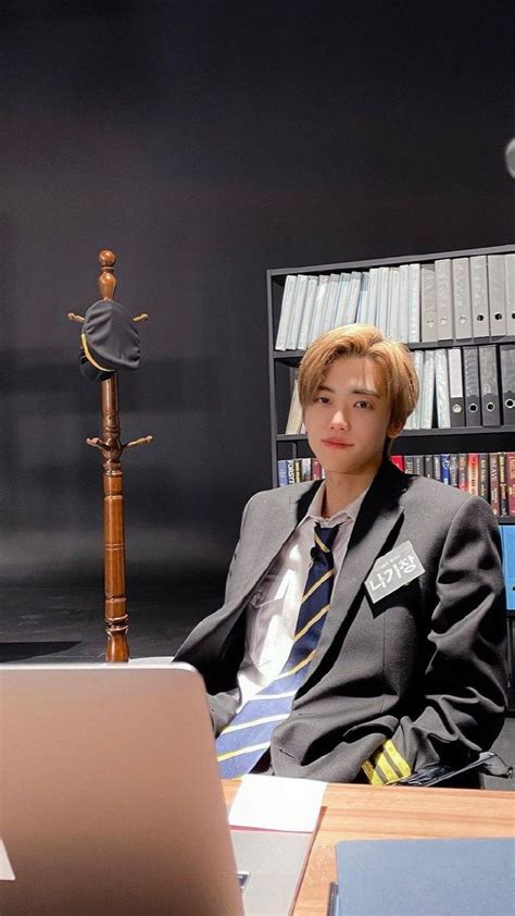 Jaemin Selebritas Pria Tampan Materi Pacar