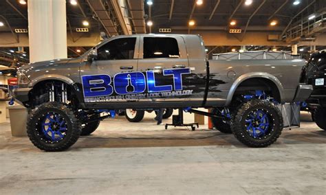 Houston Auto Show Customs - Top 10 LIFTED TRUCKS!