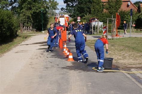 Jugendfeuerwehr Radegast feiert 40 jähriges Bestehen Feuerwehr Bleckede