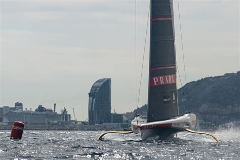 Surprise Winds In Barcelona Lead To Thrilling Training Session For