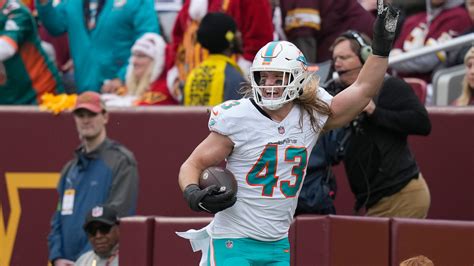 Miami Dolphins Snap Conclusions From Joe Schad Include Tyreek Hill