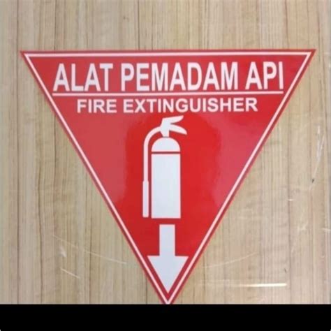 Jual SIGN STIKER SEGITIGA ALAT PEMADAM API Shopee Indonesia