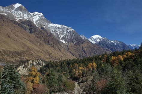 Manaslu Circuit Trek Wandering Trail Adventure