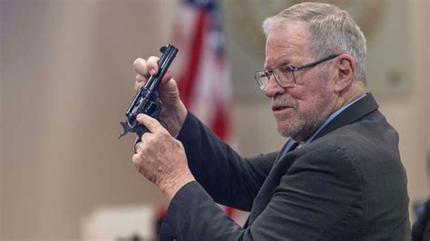 Rust Shooting Gun Expert Casts Doubt On Alec Baldwins Account During